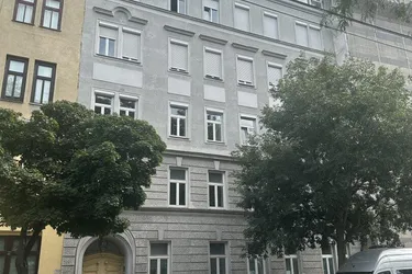 Leistbare, sanierungsbedürftige Eigentumswohnung mit viel Potenzial nähe Augarten