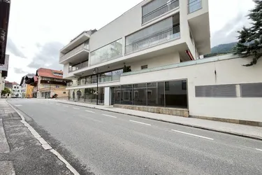 Geschäftsloka lim Zentrum von Zirl