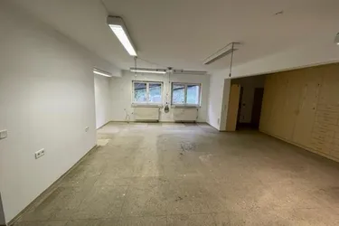 Büro mit Lagerraum in guter Eggenberger Lage!