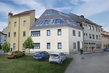 Renovierungsbedürftiges Zinshaus in Graz/Jakomini - Bestlage