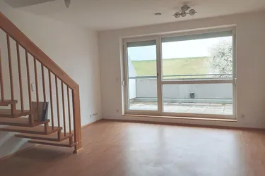 Expose Traumhafte 3 Zimmer Dachterrassen-Maisonettewohnung in Loosdorf (Kaufoption)