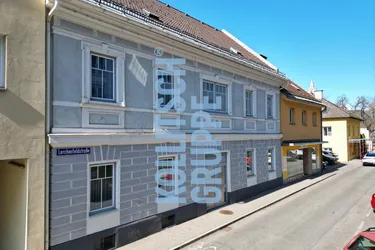 Geschäfts- &amp; Bürogebäude in Toplage am Kreuzbergl mit großzügigen Parkflächen und guter Anbindung.