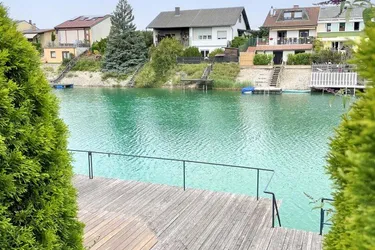 Traumhaus am türkisblauen Badesee (Pachtgrund)
