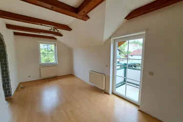 gemütliche 2-Zimmer-Wohnung mit Balkon