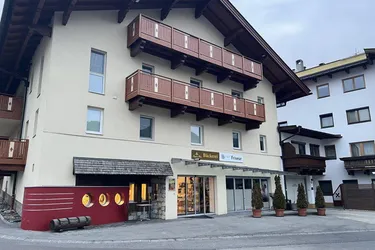 Vielseitiges Geschäftslokal in Toplage