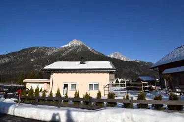 Expose Einfamilienhaus in traumhafter Sonnenlage mit sehr schönem Panoramablick