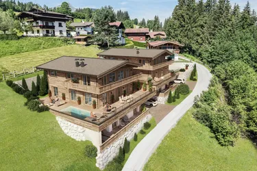 Zwei trendige Chalets mit endloser Aussicht