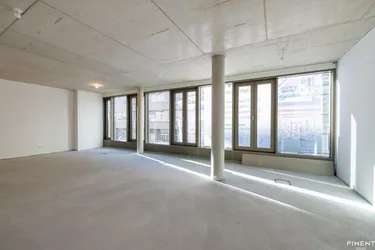 FAME - Straußengasse 14