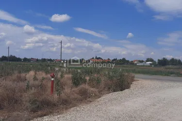 GROSSER + Günstiger Baugrund in ruhiger Siedlungslage ! Auch als Geldanlage geeignet. Építési telek eladó! Na predaj stavebné pozemky, bez provízií!