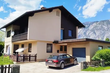 Gediegenes Wohnhaus in sonniger Ruhelage mit Blick auf den Dobratsch