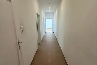 *Stilvoll wohnen in Toplage* Altabuwohnung mit Balkon in Graz