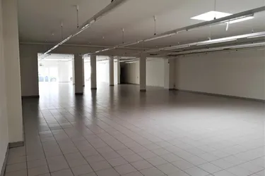 GESCHÄFTSLOKAL im Zentrum von Eferding zu vermieten !!!