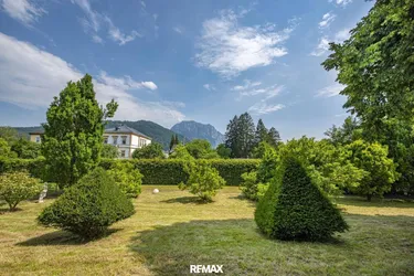 Eigentumswohnung mit großem Garten in der Villa Luise