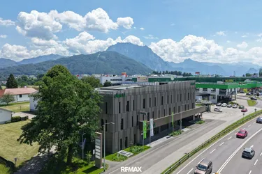 Moderne Praxis in Gmunden, 235 m², Erstbezug, Terrasse, barrierefrei, Aufzug!