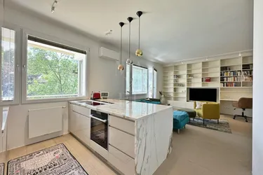 Stylisches Studio mit Balkon &amp; Wintergarten