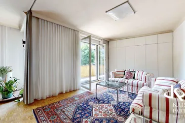Geräumige 6-Zimmer-Wohnung mit Balkon und Garagenbox!