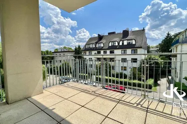 Kaasgraben, moderne 4-Zimmer-Wohnung mit 2 Balkonen, perfekte Raumaufteilung!