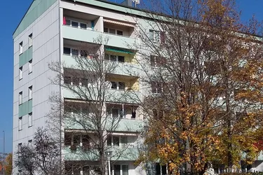 3-Zimmer-Wohnung mit Loggia, Top 17