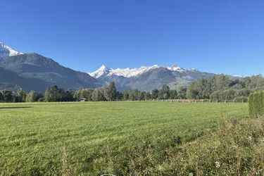 Atemberaubendes Grundstück mit traumhaften Blick auf das Kitzsteinhorn am Golfplatz zu verkaufen