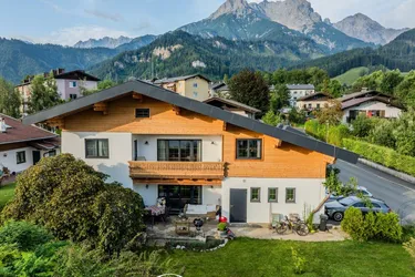 Kernsaniertes Haus in ruhiger Lage von Saalfelden mit 2 Wohneinheiten und großen Garten zu verkaufen