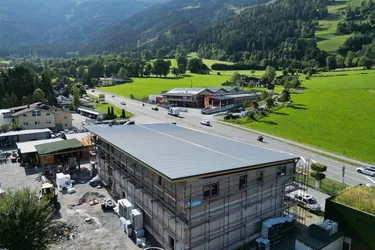 Moderne neubau Büroflächen (auf Wunsch inkl. Dienstwohnung) in Saalfelden / Harham direkt an der B311 zu vermieten