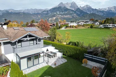 Generalrenoviertes ECKREIHENHAUS in traumhafter Lage mit herrlichem Ausblick in Saalfelden – Sonne, Ruhe, Garten und viel Liebe zum Detail
