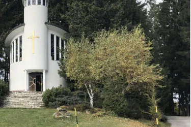 Expose Einzigartig! Kapelle "Maria Schnee" mit großem Garten- und Waldgrundstück