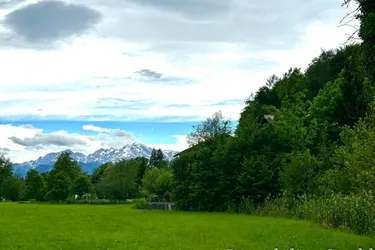 Baurecht: Baugrund und Grünland im Süden der Mozartstadt Salzburg