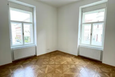 Generalsanierte 2-Zimmer-Wohnung in der Heinrichstraße - Provisionsfrei!