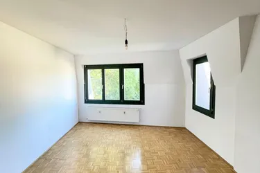 Schöne 2-Zimmer Wohnung in zentraler Lage - Provisionsfrei!