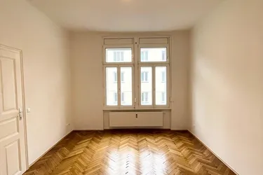 Sanierte 4-Zimmer-Wohnung mit 2 Balkonen in Gries - Provisionsfrei!