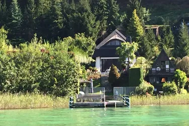 Expose Wörthersee Reifnitz - Charmantes Seehaus in Miete |Lake Wörthersee Reifnitz - Lovely beachfront villa for rent