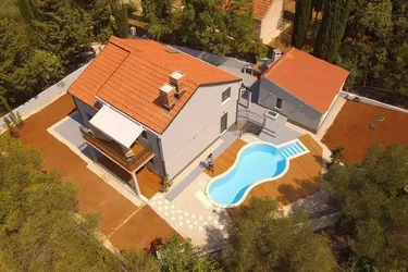 Kroatien - nahe Dubrovnik: Neubau Villa mit Pool | Croatia - near Dubrovnik: Newly built villa with pool