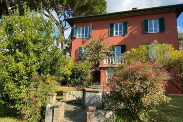 Italien - Toskana: Schöne Villa mit traumhaften Ausblick und Pool |Italy - Tuscany: Beautiful villa with fantastic view and pool