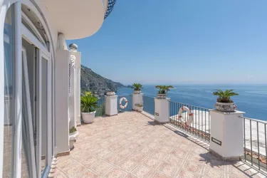 Praiano – Amalfiküste: Apartment mit traumhaften Ausblick | Praiano - Amalfi Coast: Apartment with a wonderful view