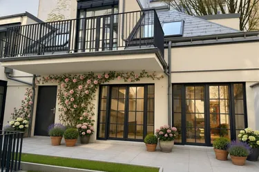 „PARK LIFE“ – Stilvoll wohnen im generalsanierten Altbau im 18. Bezirk