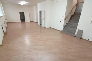 schönes, saniertes TOPBÜRO in TOPLAGE