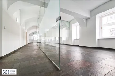 Top gepflegte Büro-/Praxisräume in 1020 Wien – 8 Zimmer, U-Bahn-Nähe