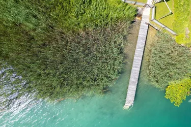 NATURE-HIDEAWAY am WÖRTHERSEE | 520m2 Bauland mit eigenem Steg, Bootsanleger, FREIZEITWOHNSITZ