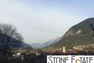 Expose Autoabstellplatz im Freien
Mötz - Locherbodenweg 7