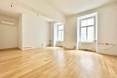 ANNAGASSE | HELLES 2-ZIMMER-BÜRO IN TOPLAGE | U-BAHN-NÄHE
