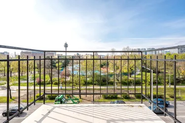Expose ++WEITBLICK++ generalsanierte 3-Zimmer Neubauwohnung mit Balkon direkt beim Schweizer Garten!