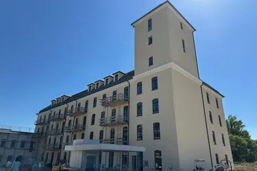 TRAUN : IHRE Chance - ERSTÜBERNAHME in der TRAUNFABRIK - Exklusive GASTRONOMIEFLÄCHE ca. 252 m² + Terrassen ca. 102,75 m² direkt an den Traunauen