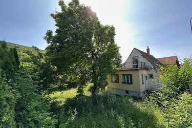 WIEN (Penzing) ...Wo STADT auf LAND trifft.... BAUGRUNDSTÜCK ca. 500 m² (mit Altbestand) in begehrter Lage