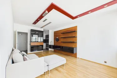 LINZ/URFAHR: CHICE EIGENTUMSWOHNUNG ca. 43,11 m² + TIEFGARAGENSTELLPLATZ in der LENTIA CITY