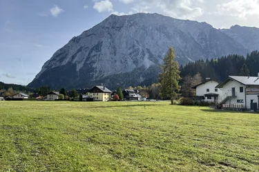 Grundstücke mit direktem Blick auf den Grimming - Südwest Ausrichtung