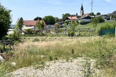 Top Lage - Top Preis - nahe Salzburg in Kirchberg b. Mattighofen