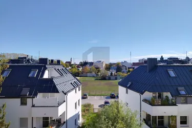Expose ZENTRUMSNAH, SEHR RUHIG &amp; TOLLER AUSBLICK OHNE GEGENÜBER