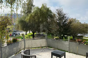 Expose HERRLICHER AUSBLICK MIT PERFEKTER INFRASTRUKTUR