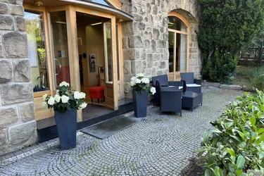 1180 WIEN - Übernahmemöglichkeit ! RENOMMIERTER FRISEURSALON IN BESTER GERSTHOFER LAGE !